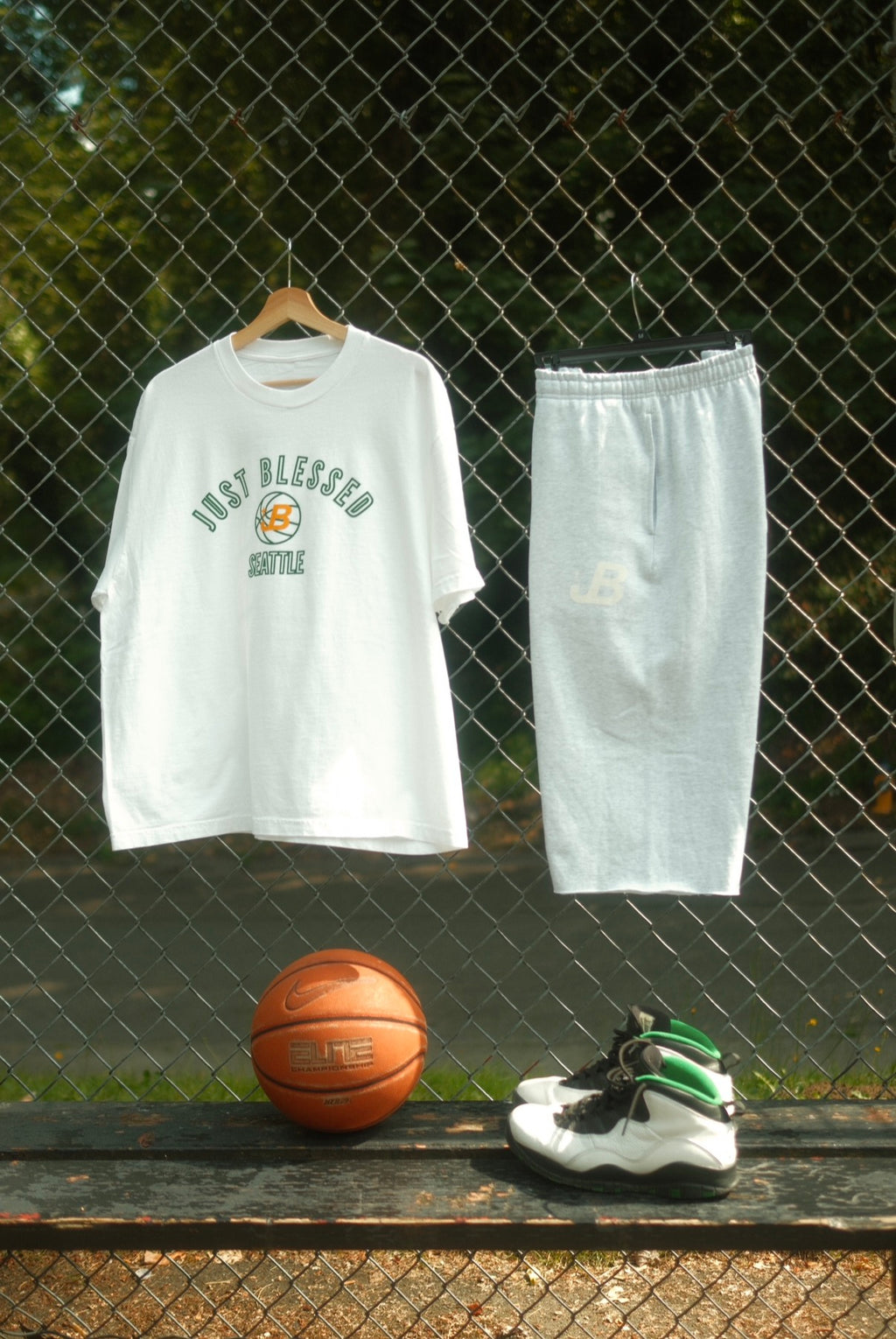 “HOOPER” TEE